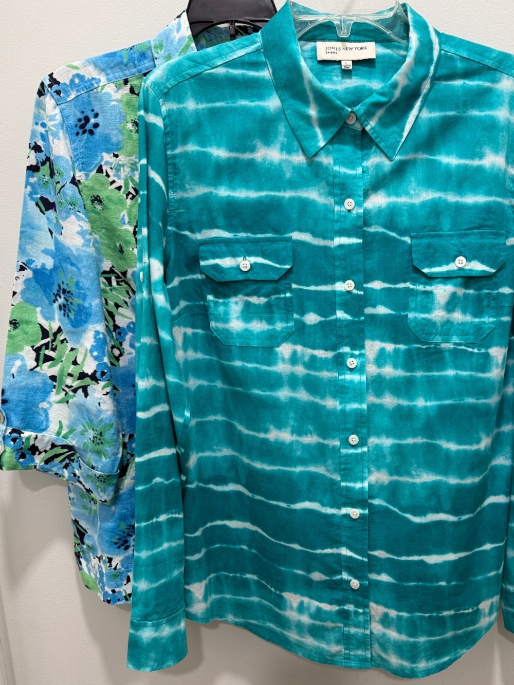 Pair of 2 Jones New York Spring Blouses, Size Large